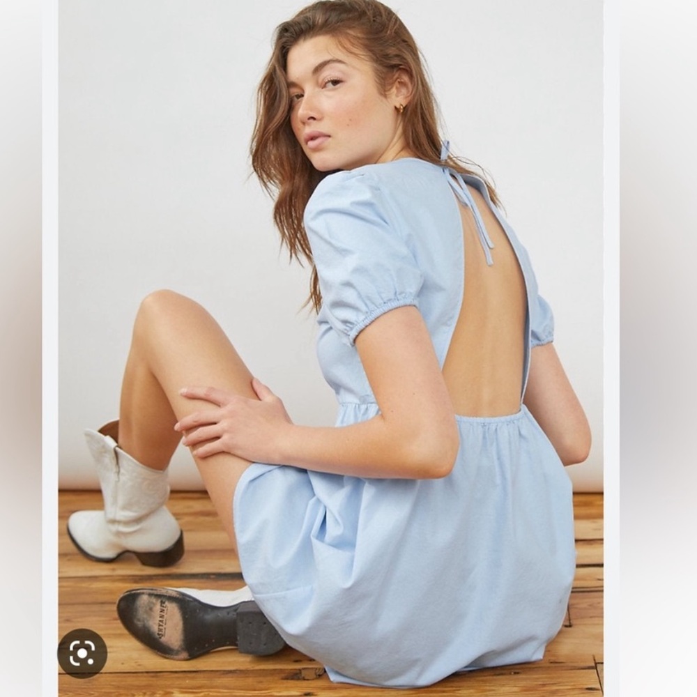 Aritzia Sunday Best Saida Open-Back Dress
